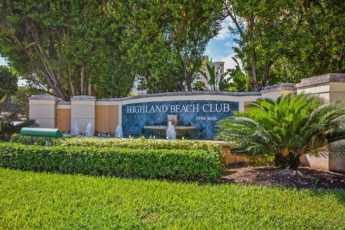 Highland Beach Club Sign